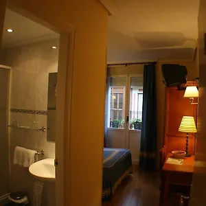 Pension Bilbao 2*, Bilbao Spain